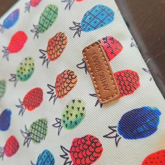 NWT ❗️ Antik Kraft pineapple travel cosmetic bag,  wallet, makeup bag - Picture 4 of 13